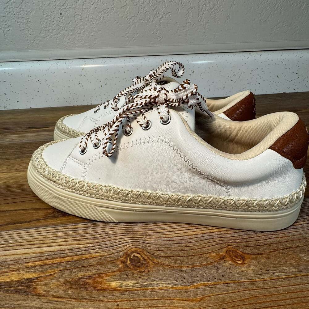 NWOT Lucky Brand Cheynas Stitched Sneaker, Off White/Rhodonite 6.5M